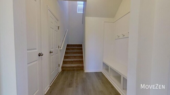 Building Photo - 116 Summerfield Ct