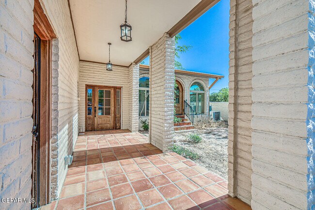 Building Photo - 137 Lanell Dr