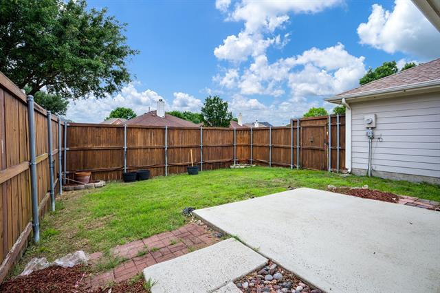 Building Photo - 3810 Columbus Dr