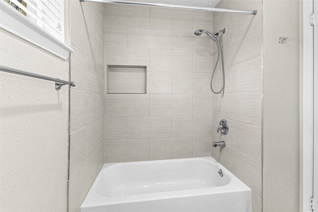 Building Photo - 8406 Windfall Ln