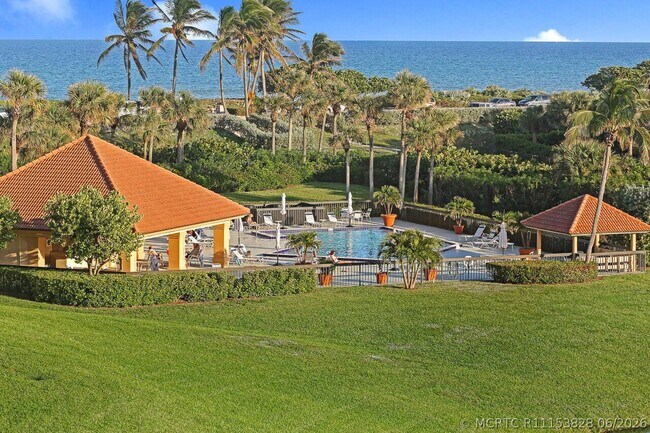 Building Photo - 301 S Seas Dr