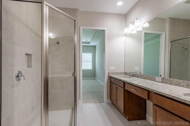 Building Photo - 16287 Melogold Dr