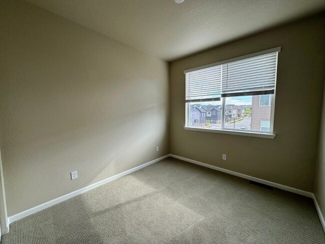 Building Photo - 7022 Doncaster Ct