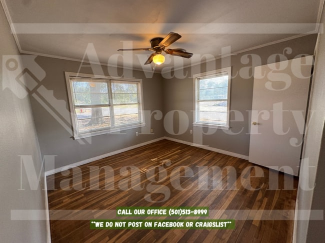 Building Photo - 1601 Robins St