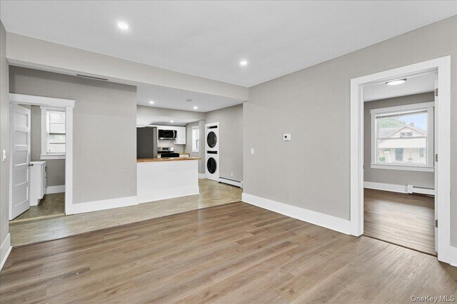 Building Photo - 453 NY-17M