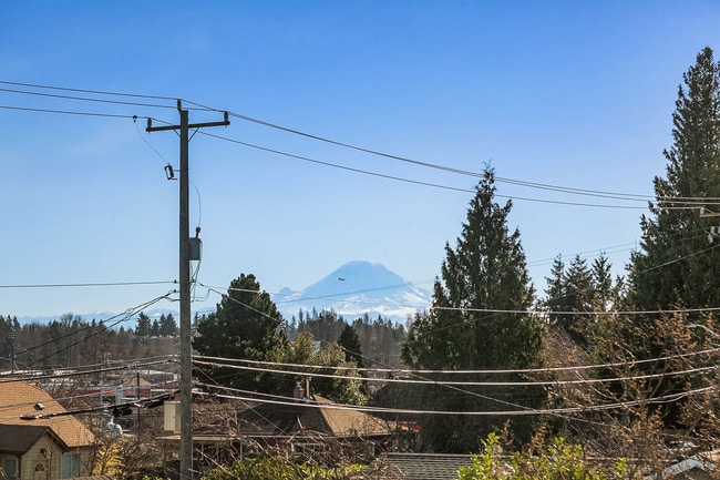Building Photo - 1822 SW 96th Ln