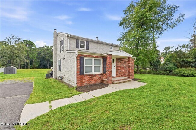 Building Photo - 2978 Shafto Rd