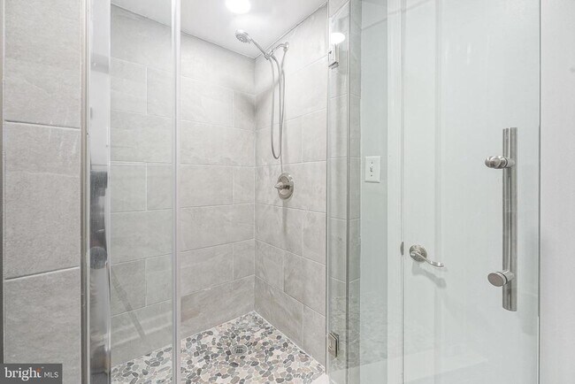 Building Photo - 1920 Fitzgerald St