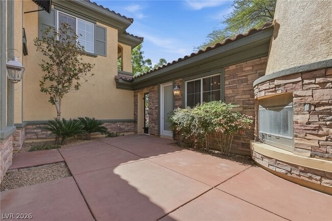 Building Photo - 10344 Shropshire St