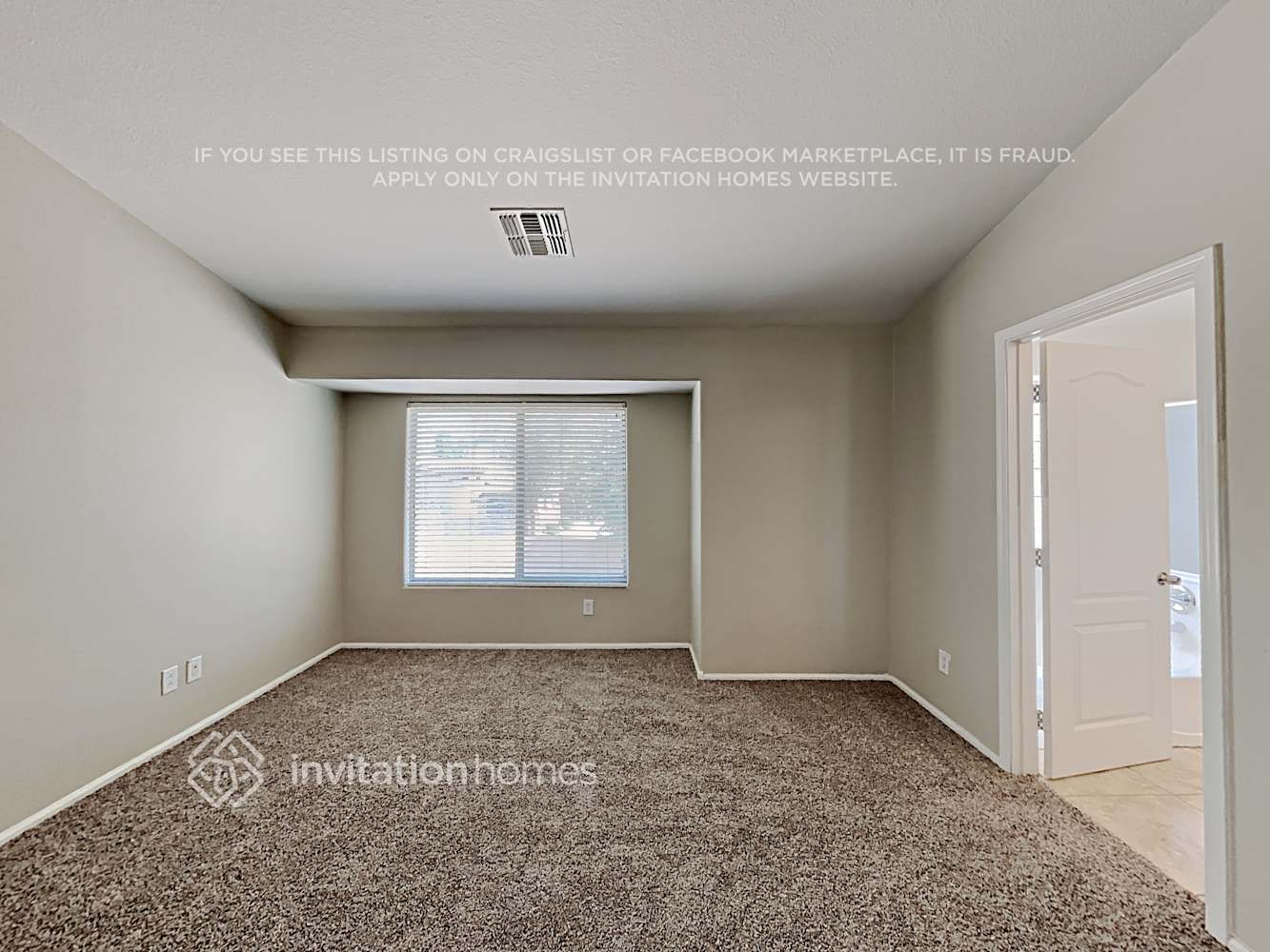 Building Photo - 4614 W Valencia Dr
