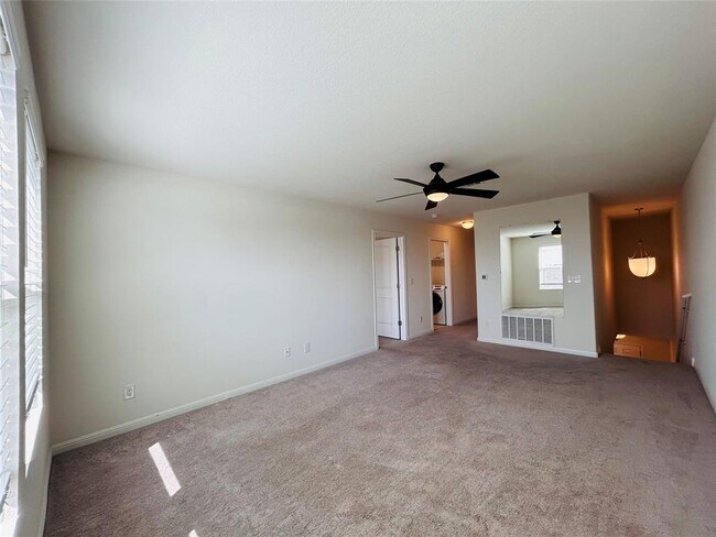 Building Photo - 13013 Carswell St