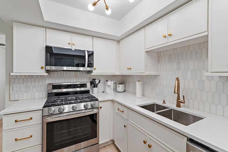 Building Photo - 11830 Brier Patch Ct