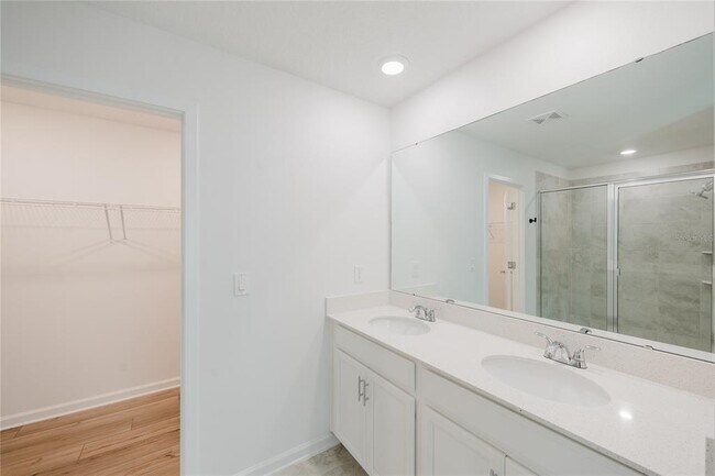 Building Photo - 2910 Black Birch Dr