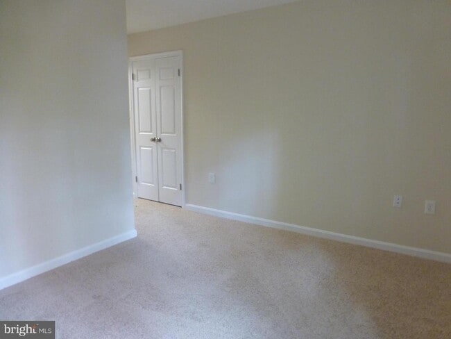 Building Photo - 11415 Jordan Ln