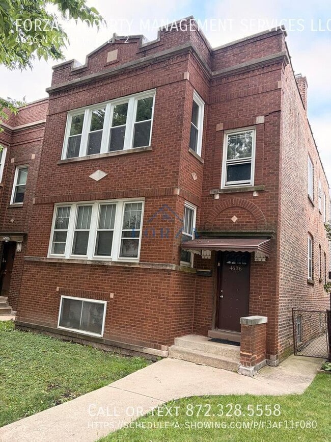 Building Photo - 4636 N Kenneth Ave