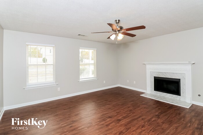 Building Photo - 1625 Cedar Hill