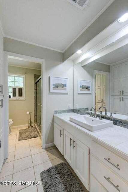 Building Photo - 108 Frances Ave