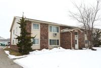 Building Photo - 608 NE 4th Street
