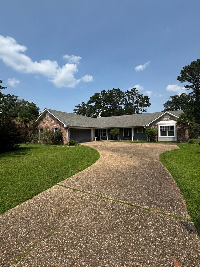 Building Photo - Rental Property