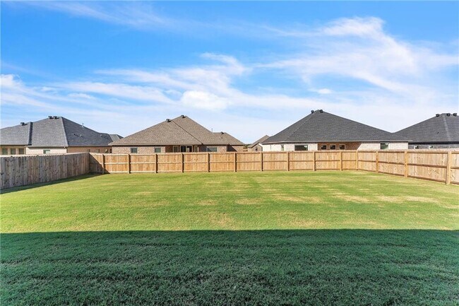 Building Photo - 2401 Abbott Ln