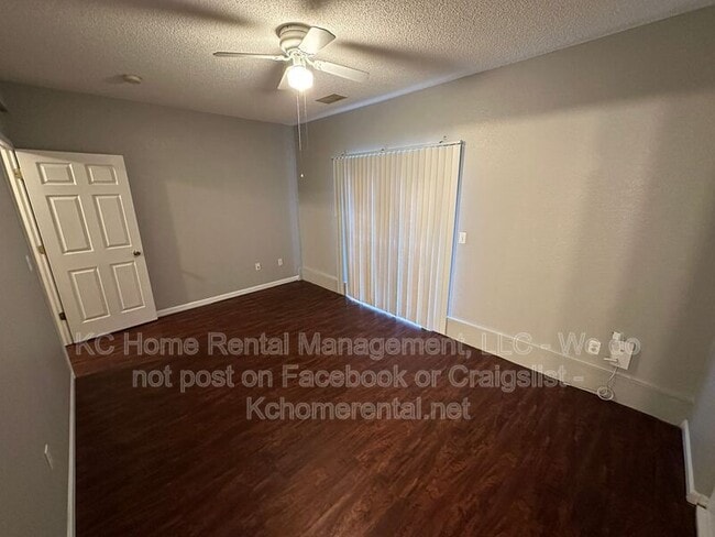 Building Photo - 5656 N Anita Ave