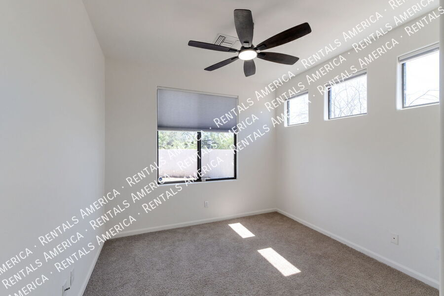 Building Photo - 6445 N Silver Smith Pl