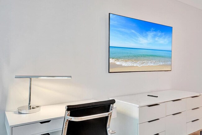 Building Photo - 2889 McFarlane Rd