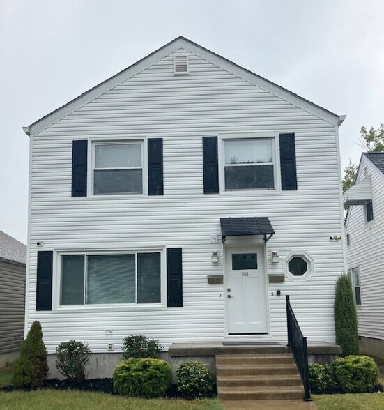 Building Photo - 506 Ridgewood Ave