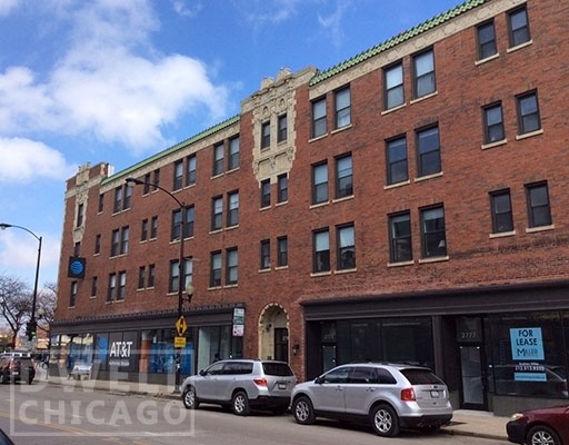 Building Photo - 3333 W Diversey Ave