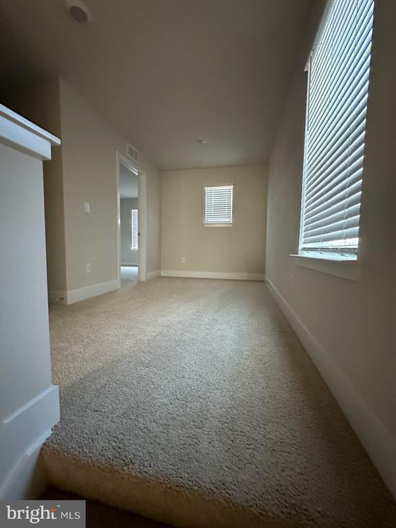 Building Photo - 114 Haida Ln