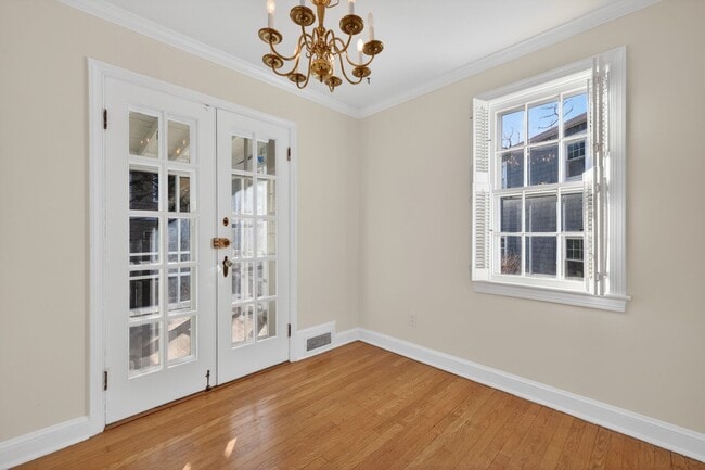 Building Photo - 4556 S Chelsea Ln