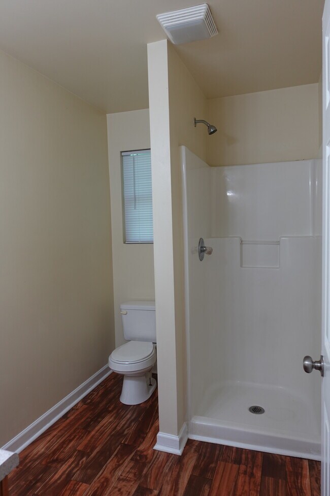 Upstairs Bath #3 - 264 James Albert Johnson Ave