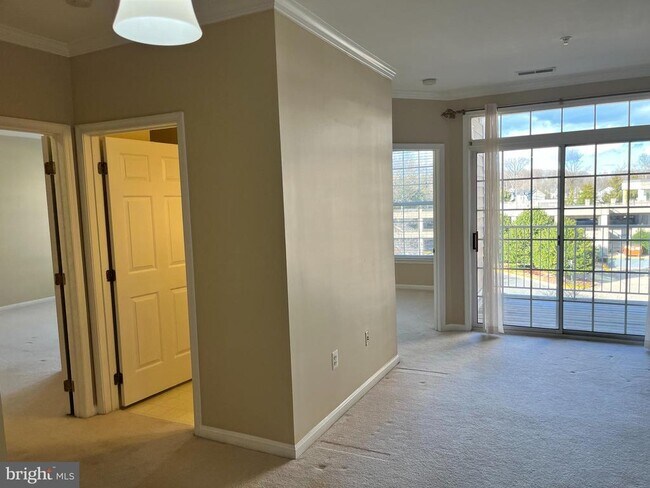 Building Photo - 2700 Bellforest Ct