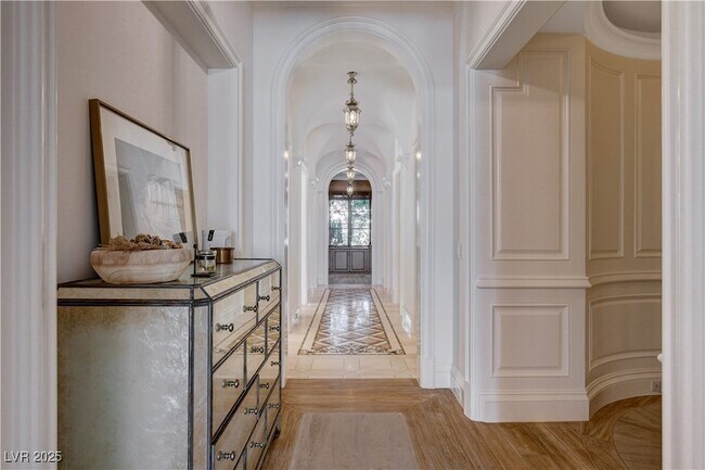 Building Photo - 11 Sable Ridge Ct