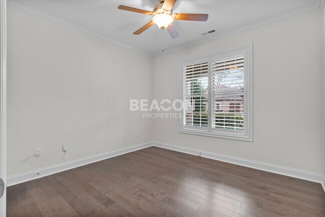 Building Photo - 661 Jenoa Dr