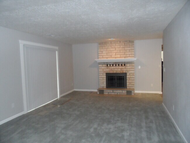 Building Photo - Inviting 3-Bedroom Home with Workshop/Storage and Outdoor Space