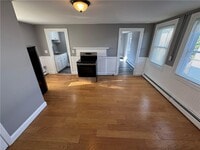 Building Photo - 29 Gesler St