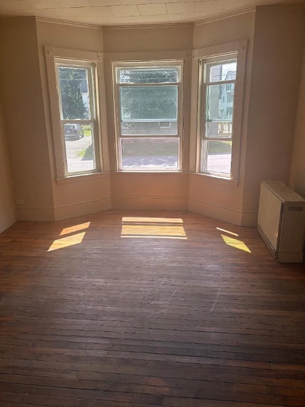 Primary Photo - 58 Falmouth St