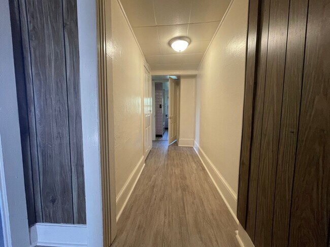 Building Photo - Adorable 3 Bedroom Twin FOR RENT in Millville NJ $1600