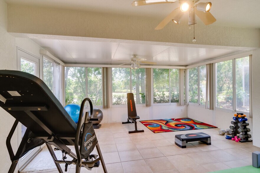 Building Photo - 2130 Rio Nuevo Dr