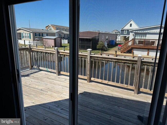 Building Photo - 36991 Laws Point Rd