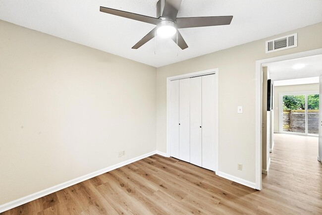 Building Photo - 7801 Shoal Creek Blvd