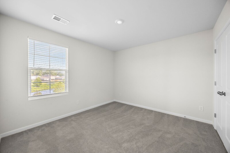 Building Photo - 367 Matuskovic Dr