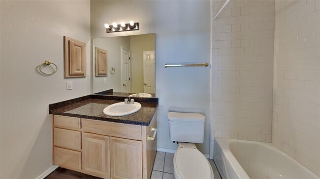 Building Photo - 2013 Cedar Meadow Ln