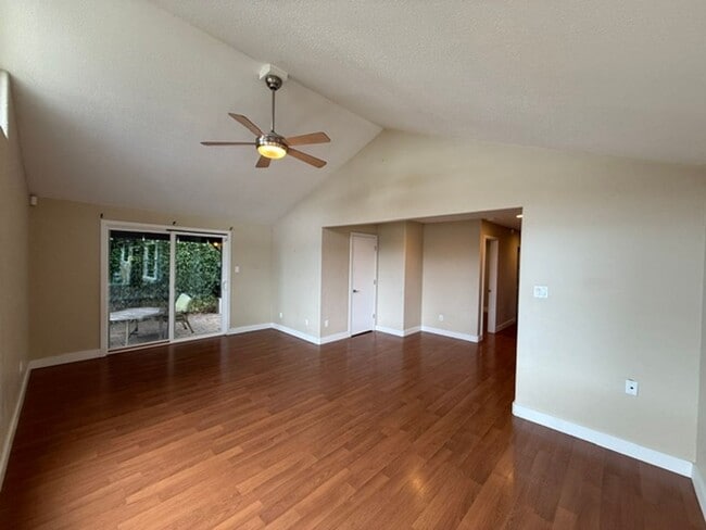 Building Photo - 91251 Cape Arago Hwy
