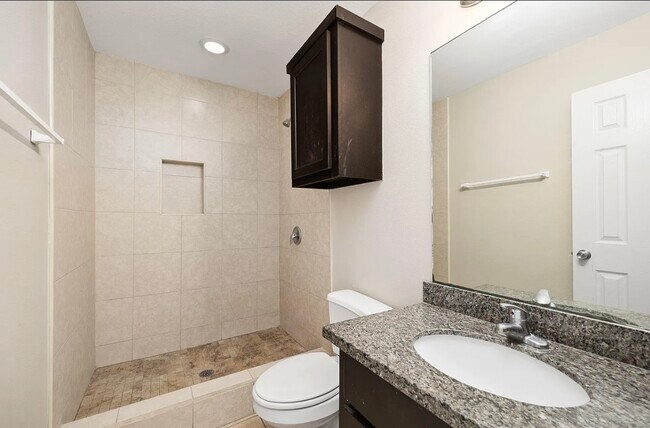 Building Photo - 1224 W Harrison Ave