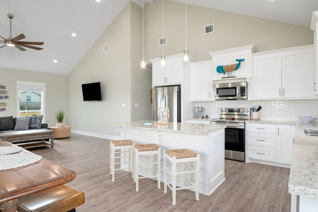 Building Photo - 947 Gulf Shores Dr