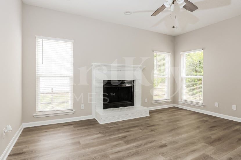 Building Photo - 11210 Isthmus Ct