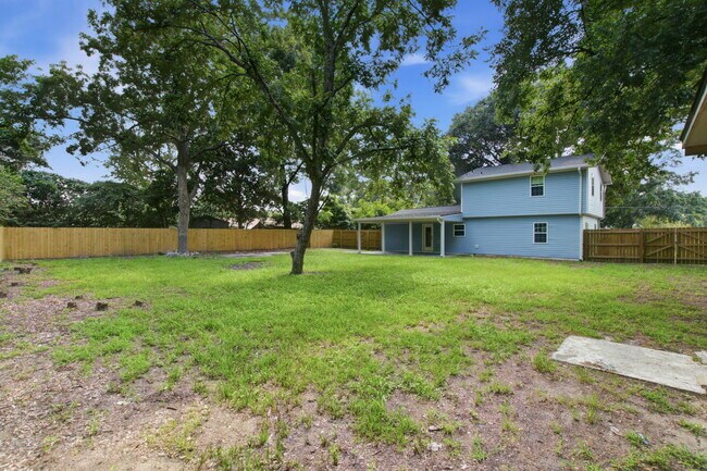 Building Photo - 1787 Hay Rd