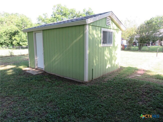 Building Photo - 969 Kunkel St